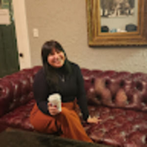 Meet your Posher, Pia